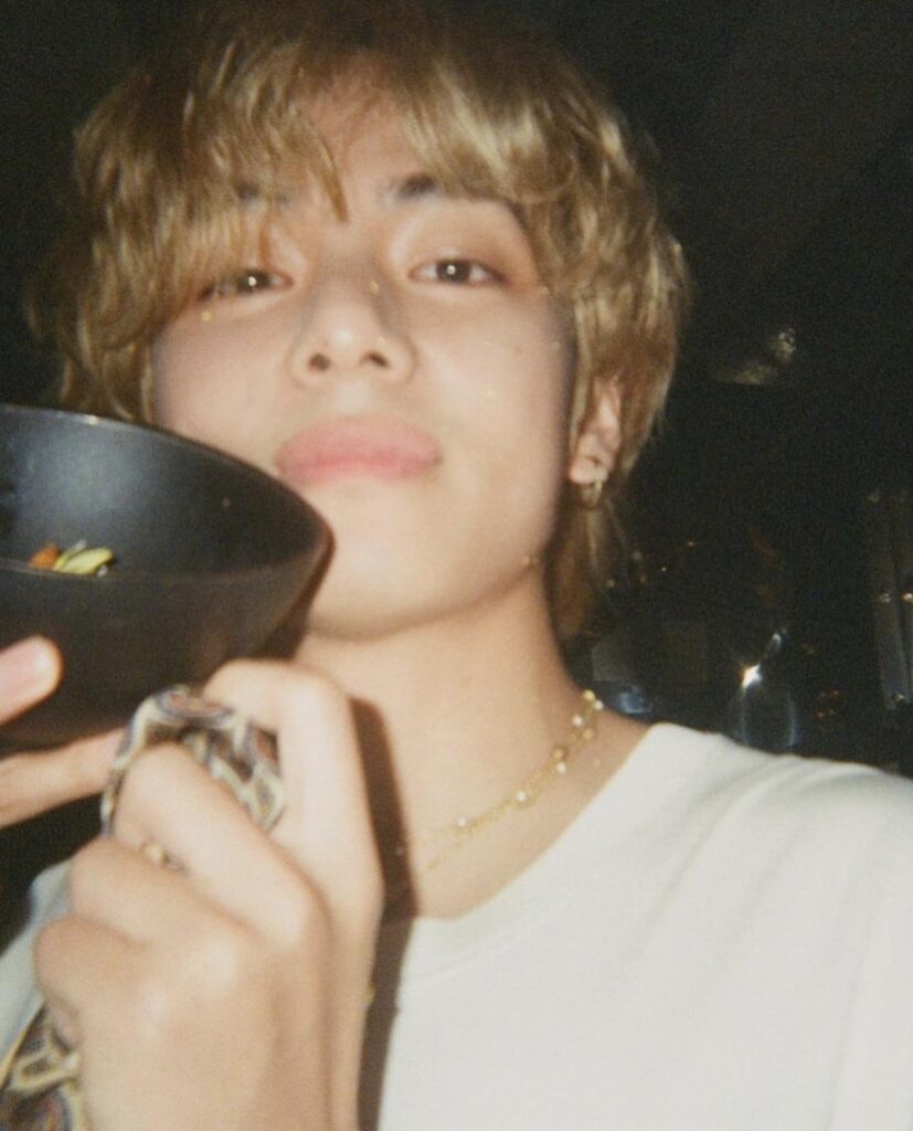 Taehyung IG Post 310823