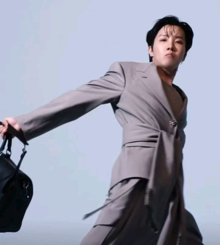 [Louis Vuittion] Sir Jung Hoseoqué x Louis Vuitton - 130623