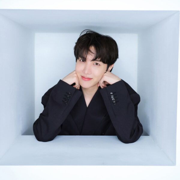 230819 j-hope 'Jack In The Box (HOPE Edition)' Jacket Photo Sketch