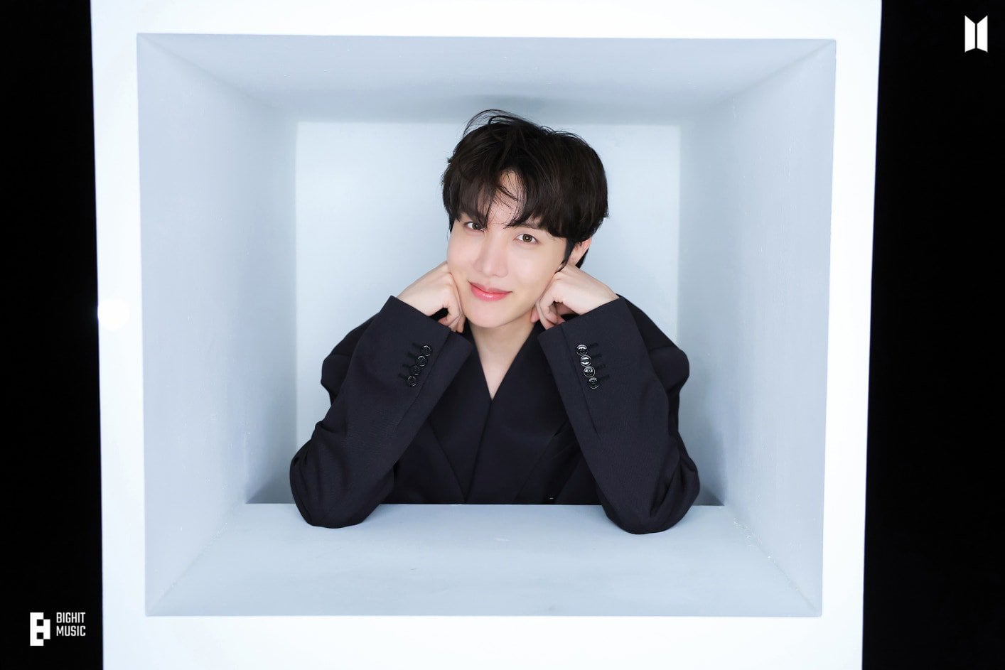 230819 j-hope 'Jack In The Box (HOPE Edition)' Jacket Photo Sketch