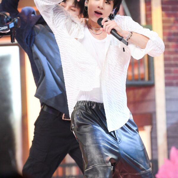 230804 SBS PHOTO (Jungkook @ Inkigayo)