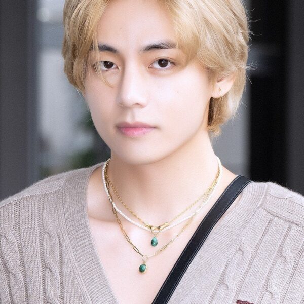 230822 V’s departure to Japan