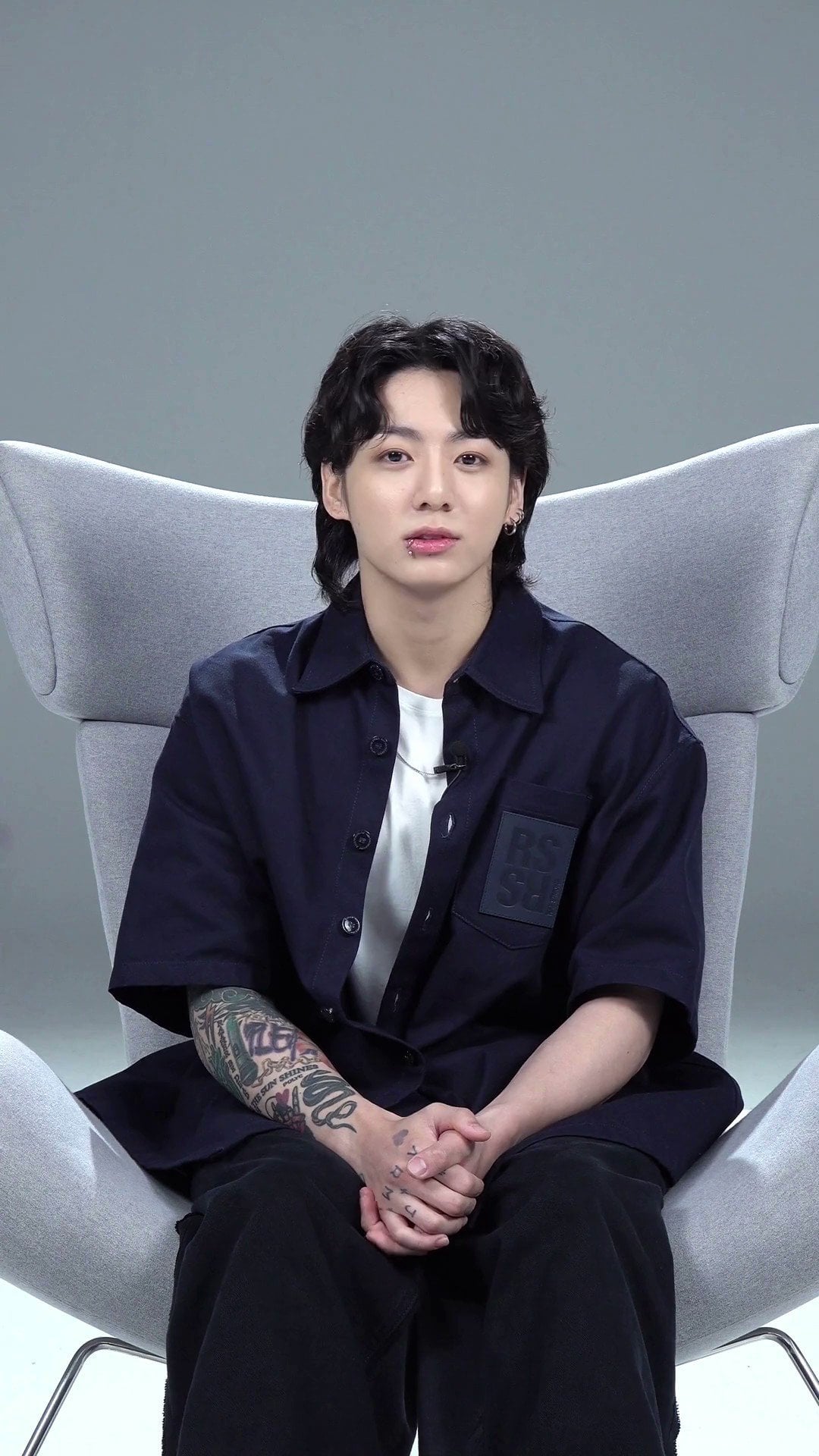 230713 Geffen Records: 🚨RESTOCKED!🚨 The single CD for Jung Kook’s new song “Seven (feat. Latto)” is now available! Orders placed July 13 and onward are expecte