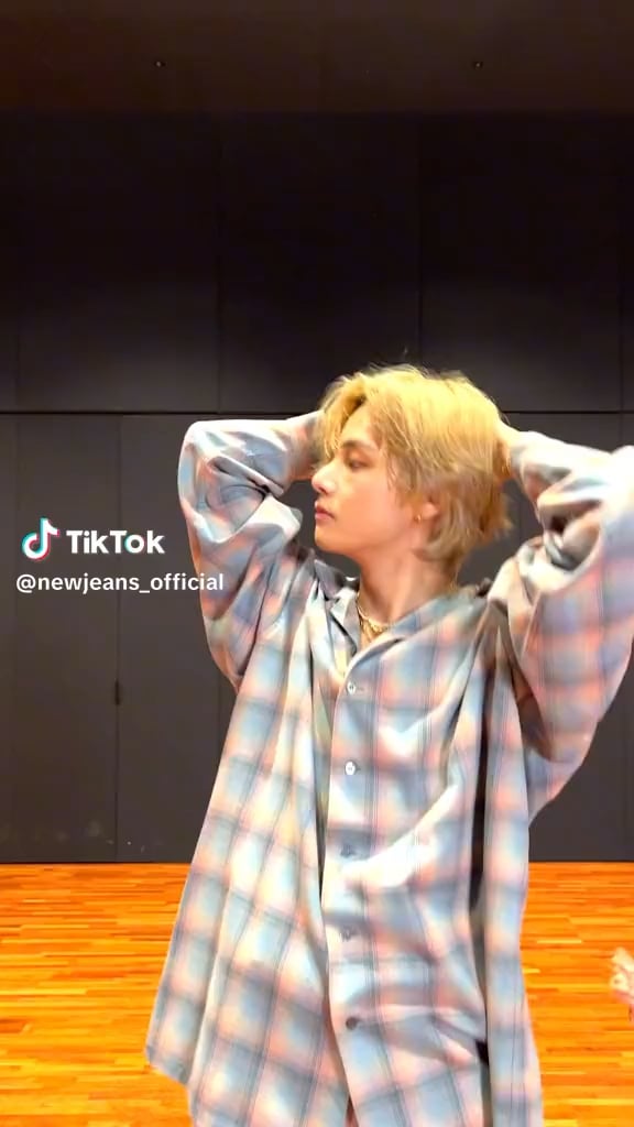 NewJeans on TikTok: Hype Boy Dance Challenge with Taehyung - 220823