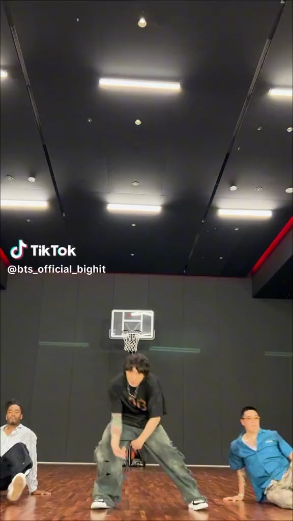 Jungkook on TikTok: ‘Seven’ Dance Challenge - 140723