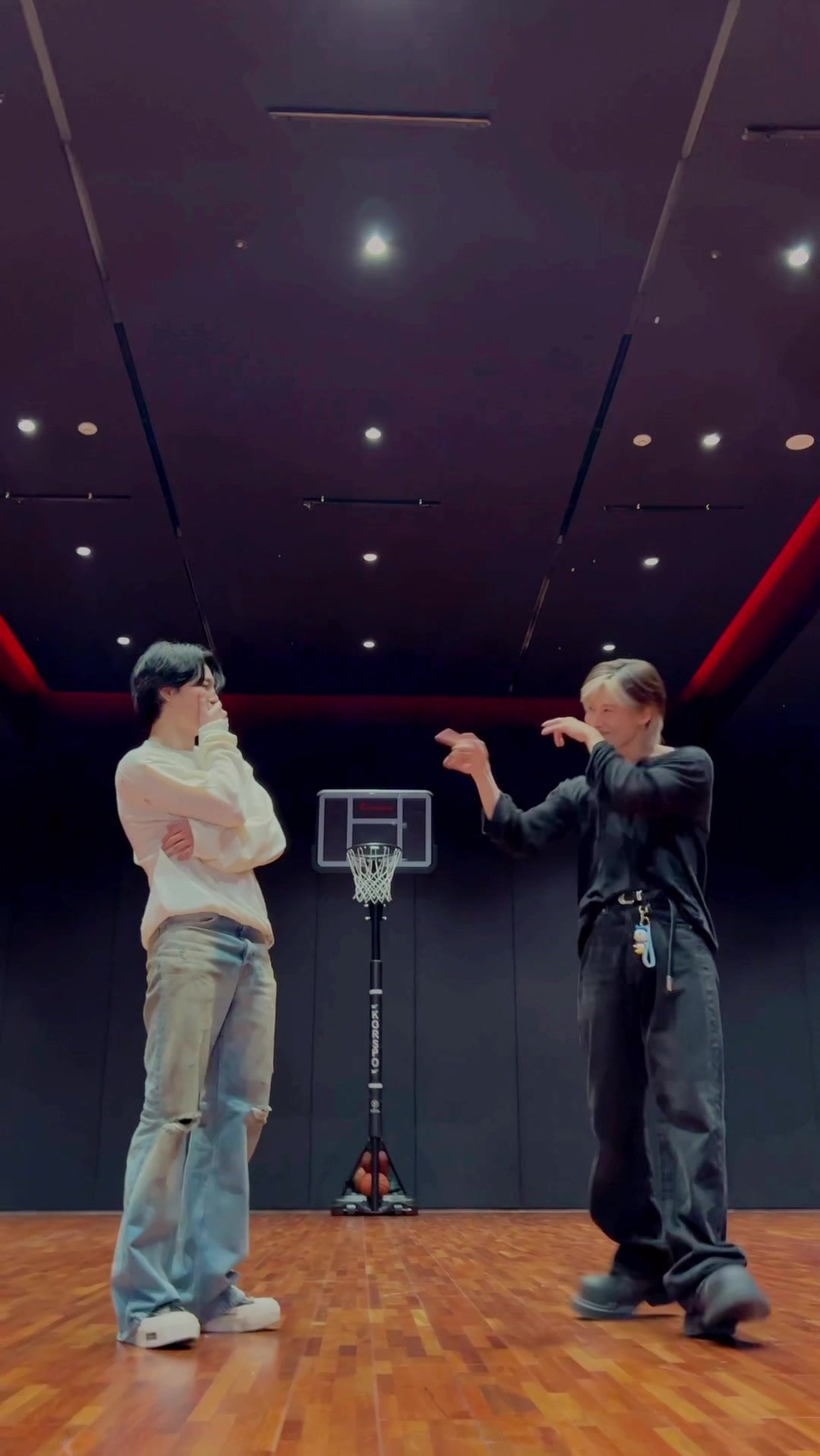 230707 SHINee on TikTok: HARD Dance Challenge (Taemin with Jimin)
