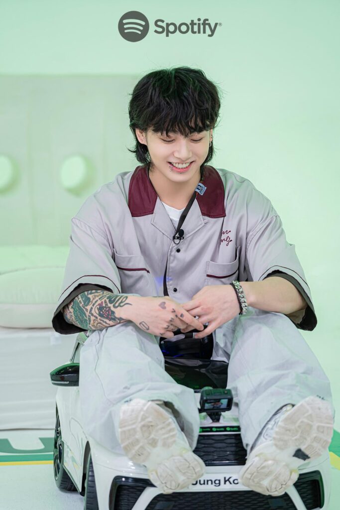 [Spotify K-Pop] just a baby bouncy ball meeting more of his kind - 130723