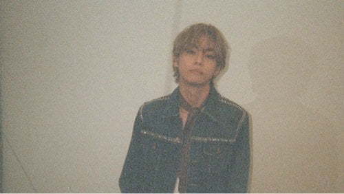 Taehyung Weverse Live (2) 300823