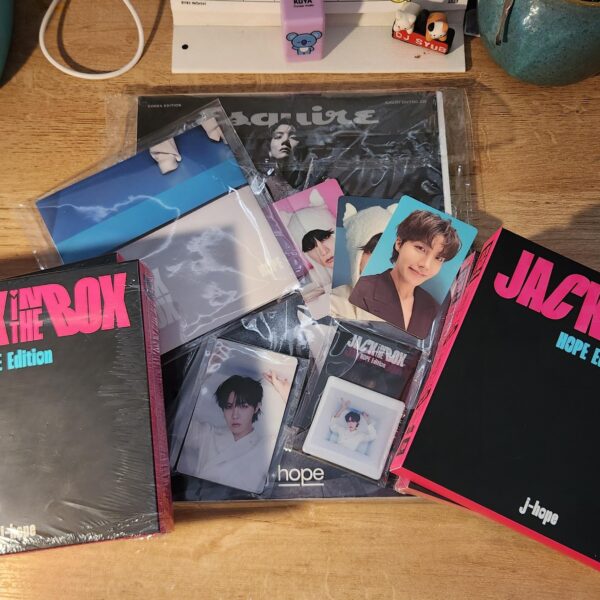 [GIVEAWAY] - WW - Jack In The Box Hope Edition albums, PCs, etc