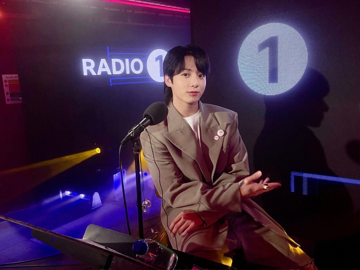 [Today’s Bangtan] Jungkook @ BBC Radio 1 Live Lounge - 200723