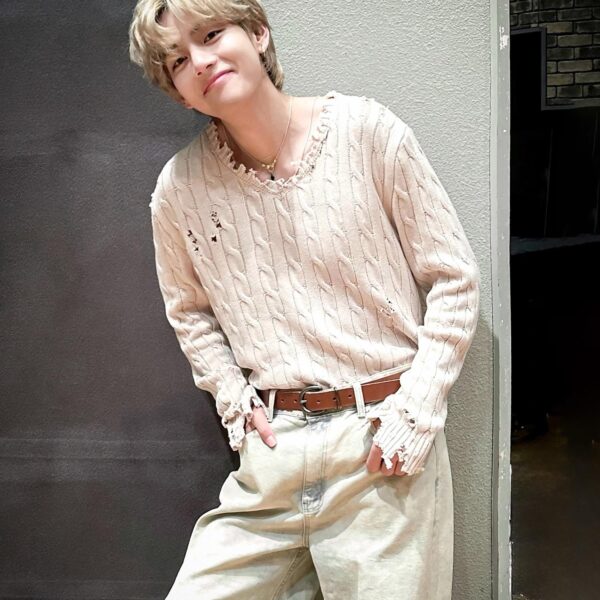[Today’s Bangtan] Taehyung @ THE FIRST TAKE - 180923