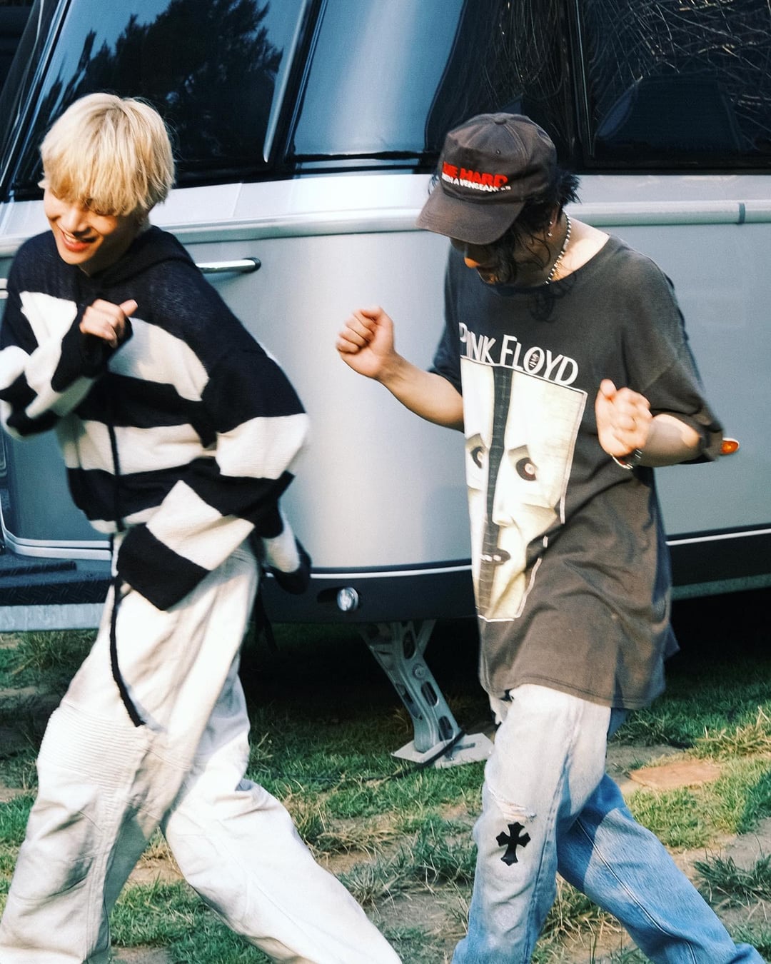 Park Hyoshin IG Post with Taehyung - 140923
