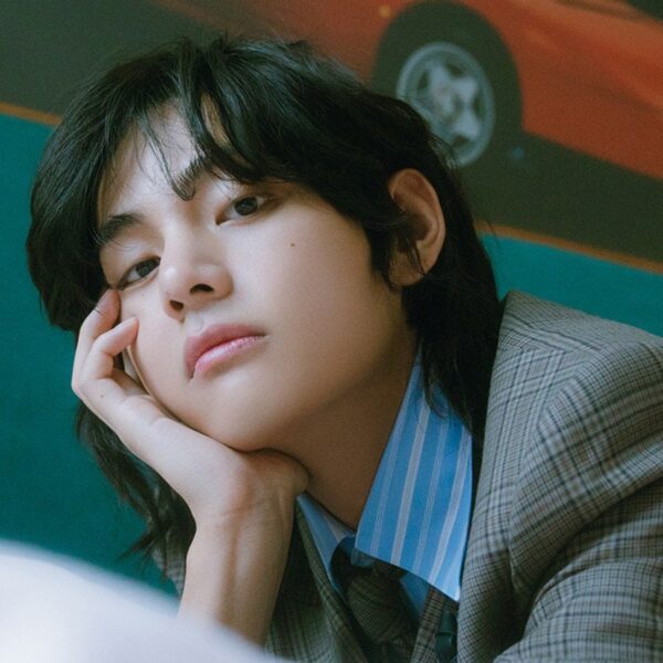 230908 Rolling Stone: V Shares The Journey That Led to Layover – And How His BTS Members Helped Get Him There