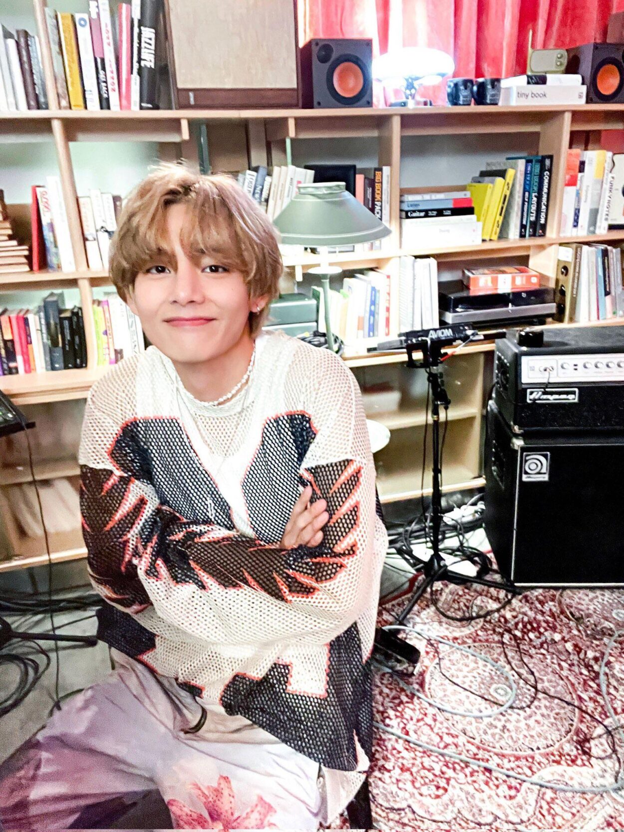[Today’s Bangtan] Taehyung @ Tiny Desk Korea - 150923