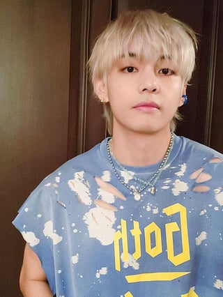 [Today’s Bangtan] Taehyung @ CDTV (2) - 180923