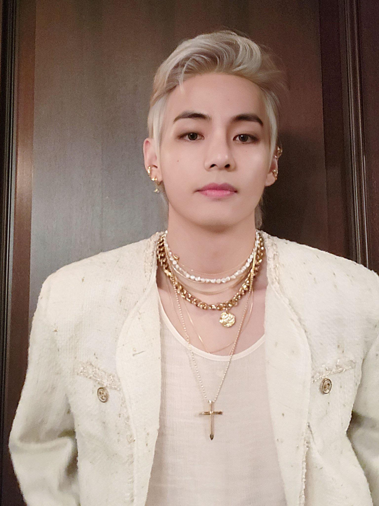 [Today’s Bangtan] Taehyung @ CDTV - 180923