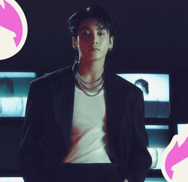 231027 Official Charts: BTS's Jung Kook makes Official Chart history with The Kid LAROI and Central Cee collaboration TOO MUCH (TOO MUCH debuts at #10)