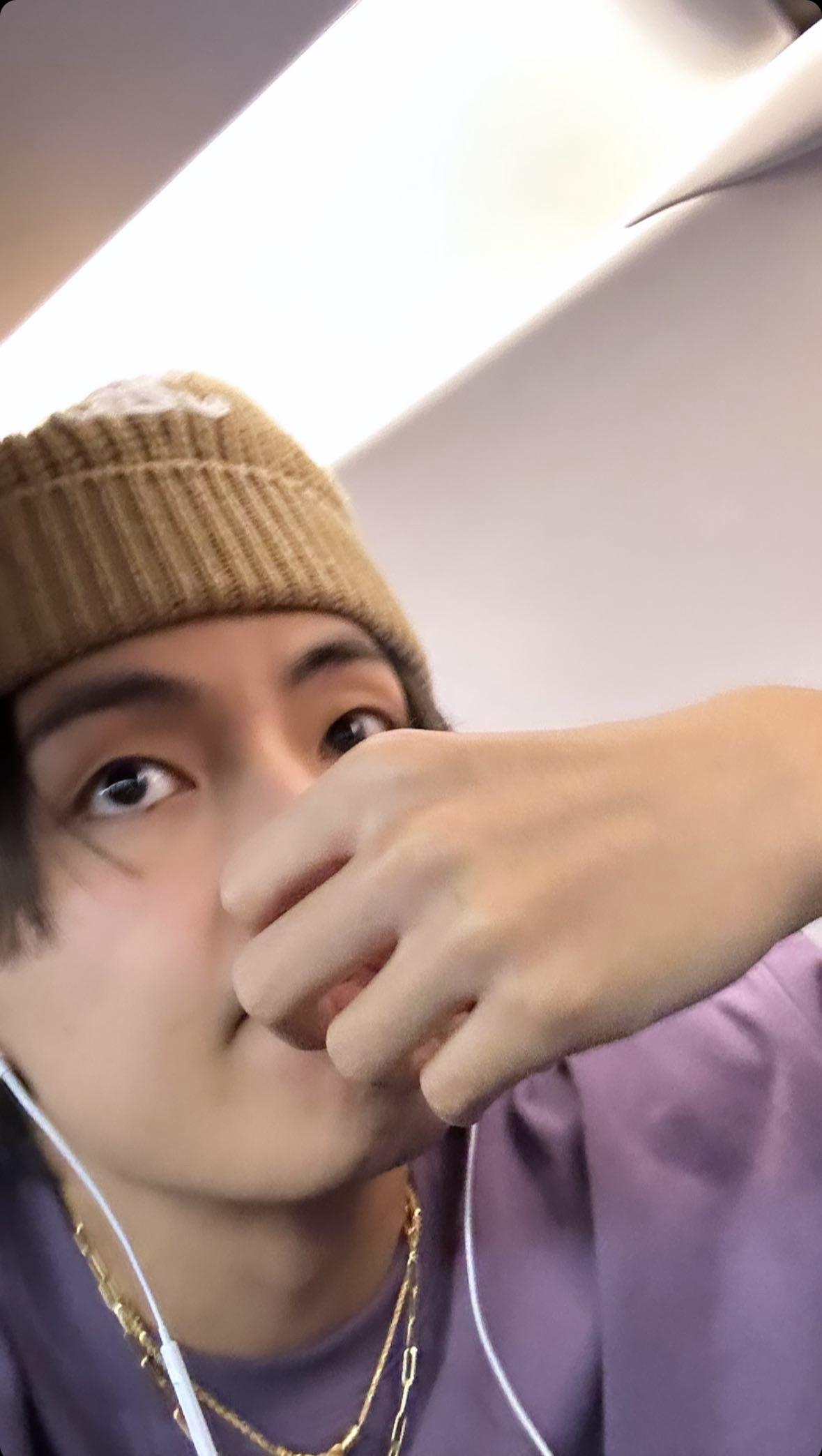 Taehyung IG Story (2) 261023