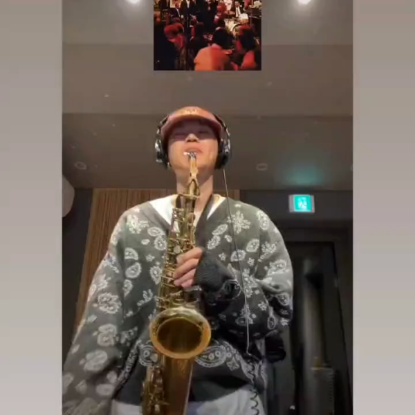 Taehyung IG Story 281023