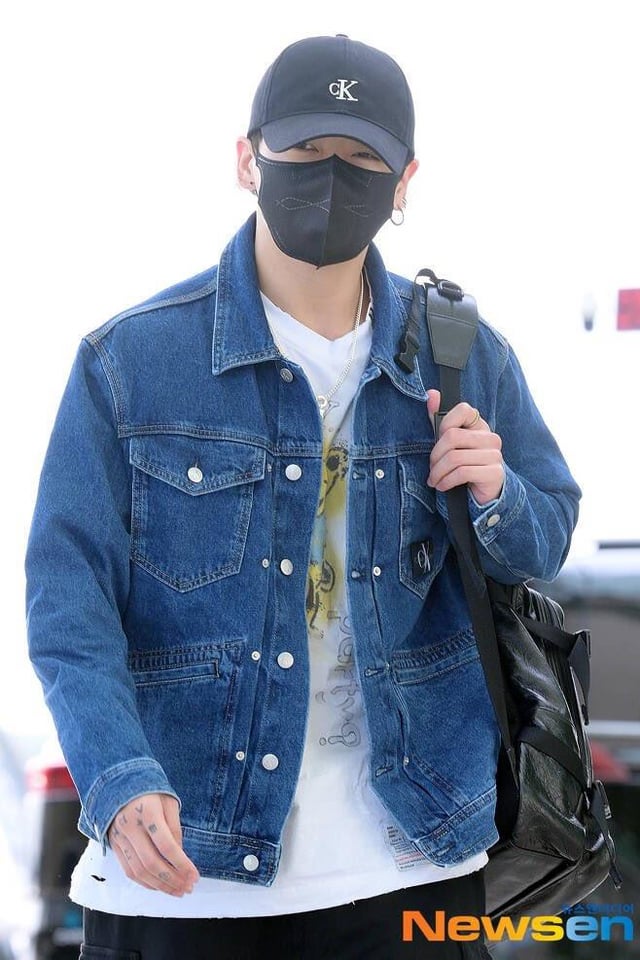[KMedia] Jungkook Incheon Airport departure photos - 061023