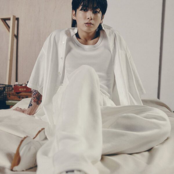 Jung Kook - GOLDEN (Concept Photo - SOLID) - 071023