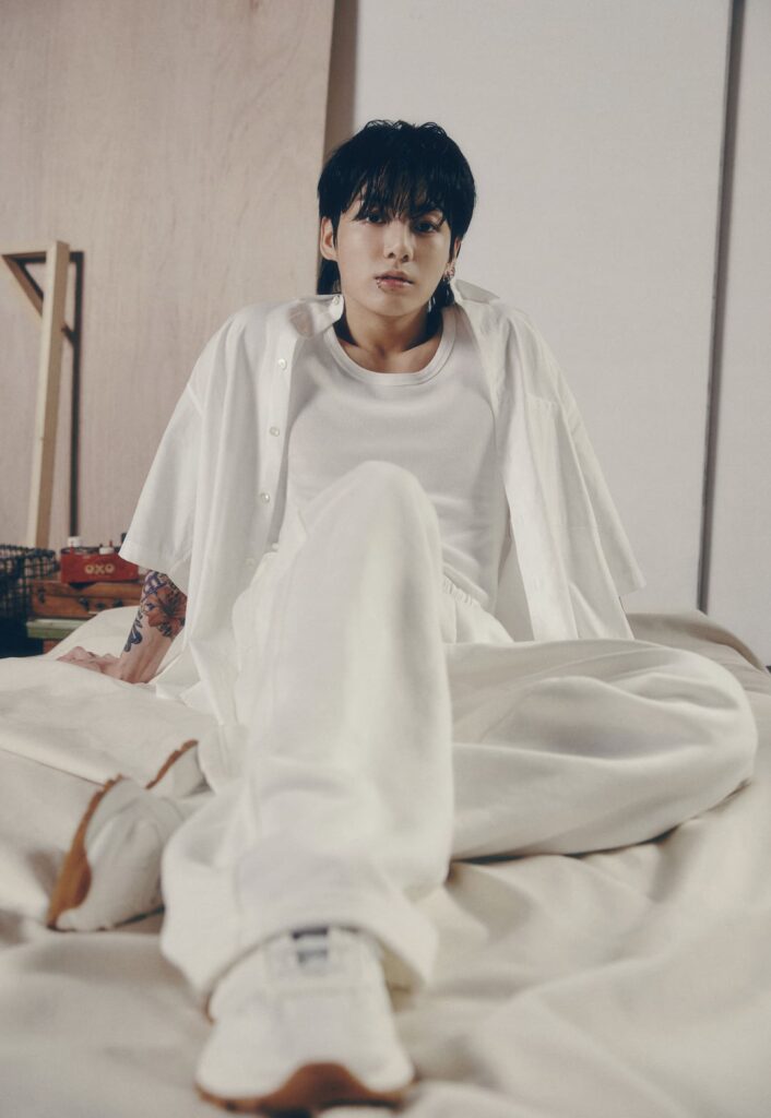Jung Kook - GOLDEN (Concept Photo - SOLID) - 071023