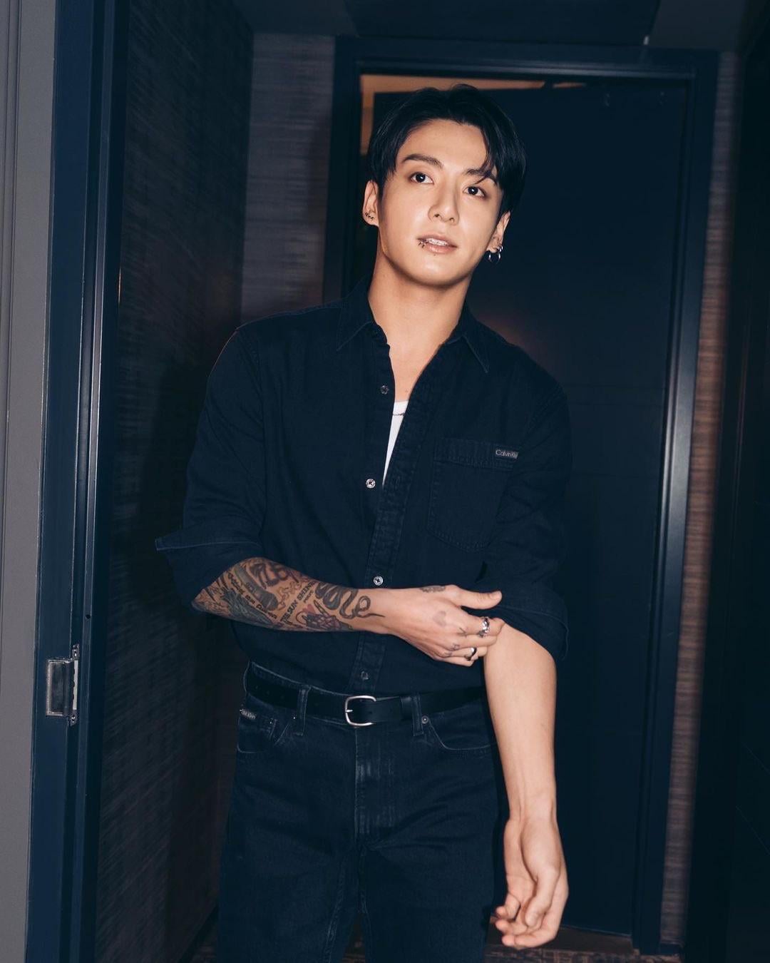 Calvin Klein IG Post feat. Jungkook - 111123