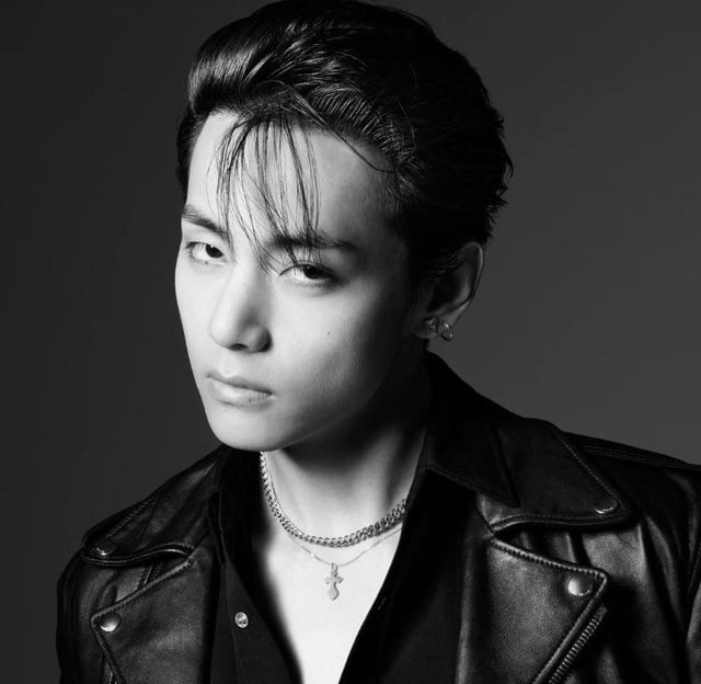 L’Officiel Homme Malaysia IG Post (feat. Taehyung for Celine) - 031123
