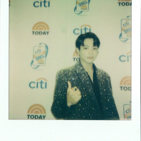 TODAY Twitter feat. Jungkook (2) - 091123