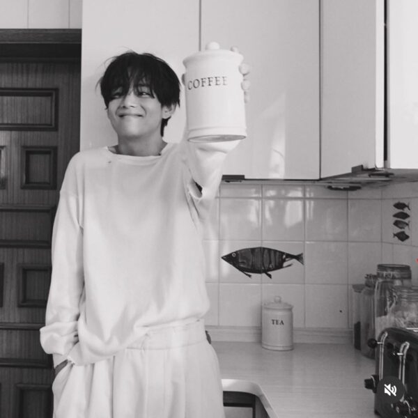 Taehyung IG Post 111223