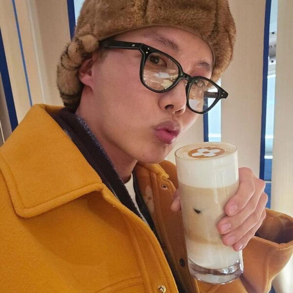 Hobi IG Post 221223