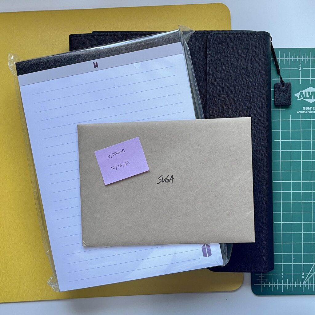 (WTS)(USA only) Artist Made Collection: SUGA’s Note & Cover set
