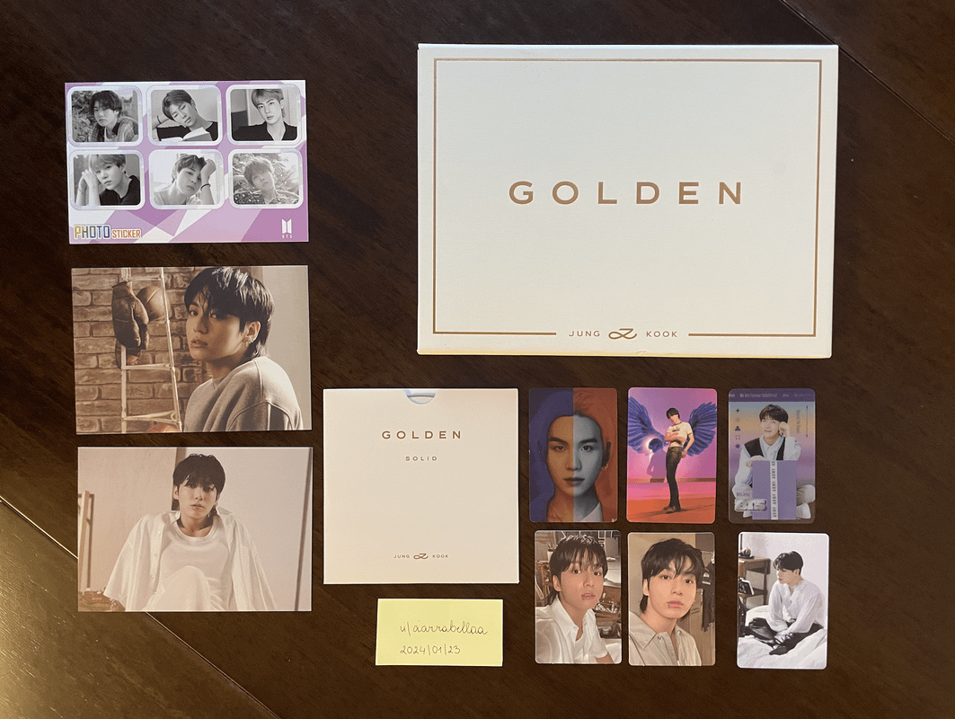 Jung Kook GOLDEN Solid version + assorted BTS PC (shipping to Europe only)