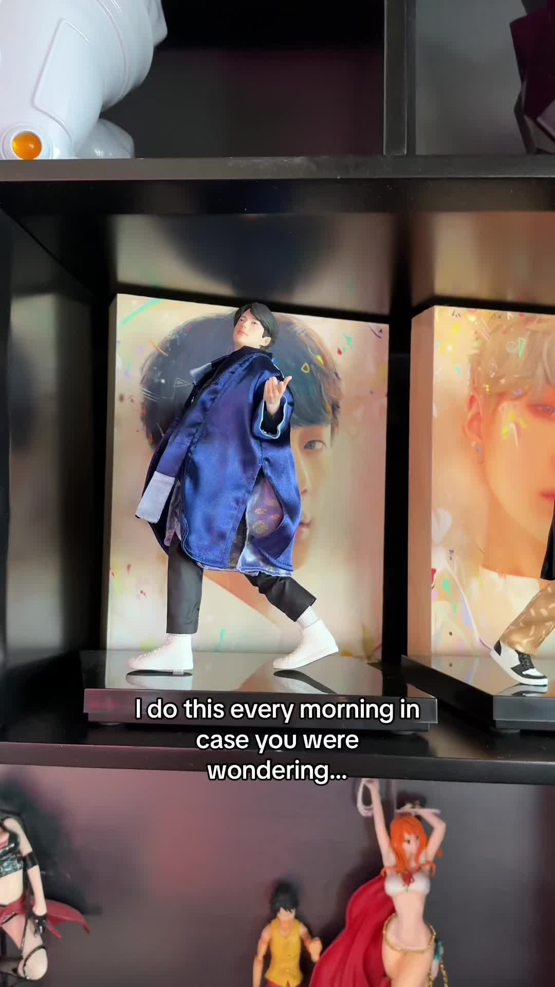 240111 Steve Aoki on TikTok: Daily ritual (feat. BTS Sideshow figurines and "Waste it on me" as the BGM)
