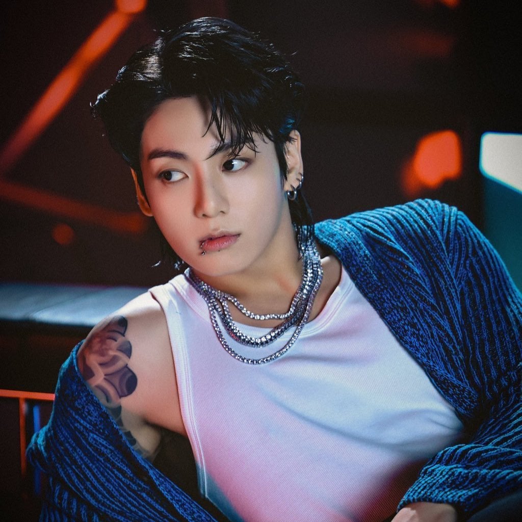 240128 Jungkook becomes the fastest Kpop Act and Soloist to surpass 4.6 billion streams on Spotify!