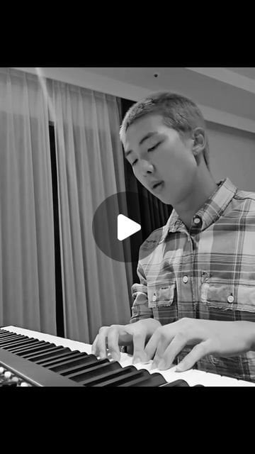 240120 Joe Hisaishi (composer of Merry Go Round of Life) on Instagram: I love @rkive’s cover of “Merry Go Round of Life” 🎹💜