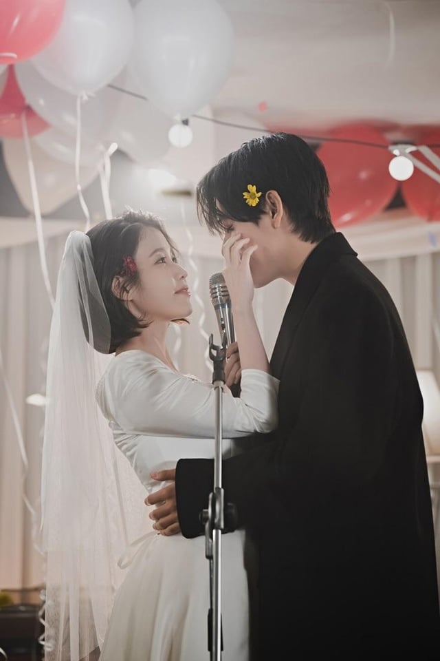 [Melon] IU ‘Love wins all’ (starring Taehyung) MV Behind Photos - 240124