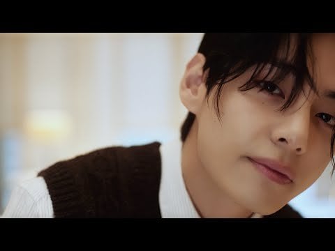 V 'FRI(END)S' Live Film - 220324