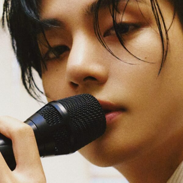 240321 W Korea: V 'FRI(END)S' Digital Contents, W Korea Exclusive Release (Behind Still Cuts)