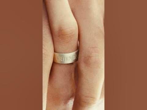 V ‘FRI(END)S’ Flash Video - 110324