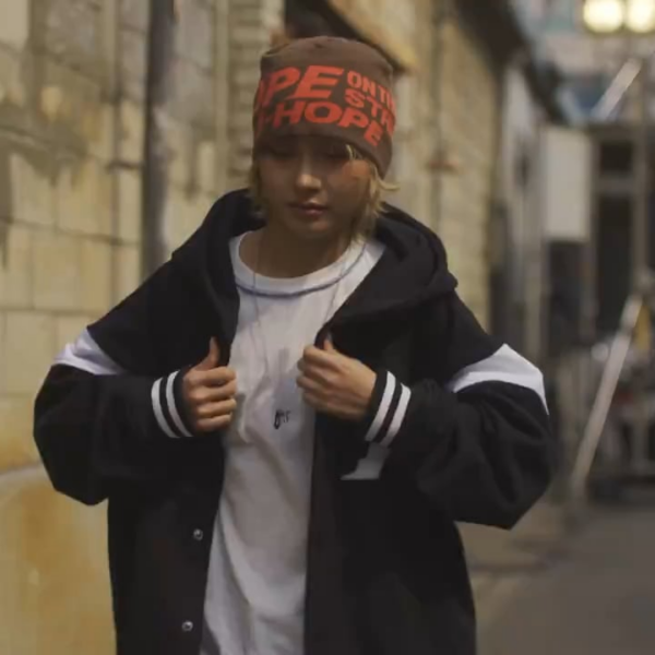 [HYBE MERCH] On the street, I’m still j-hope ‘HOPE ON THE STREET VOL.1’ Official Merch. - 280324