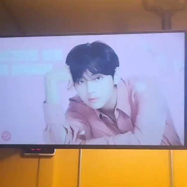Taehyung IG Story 150324