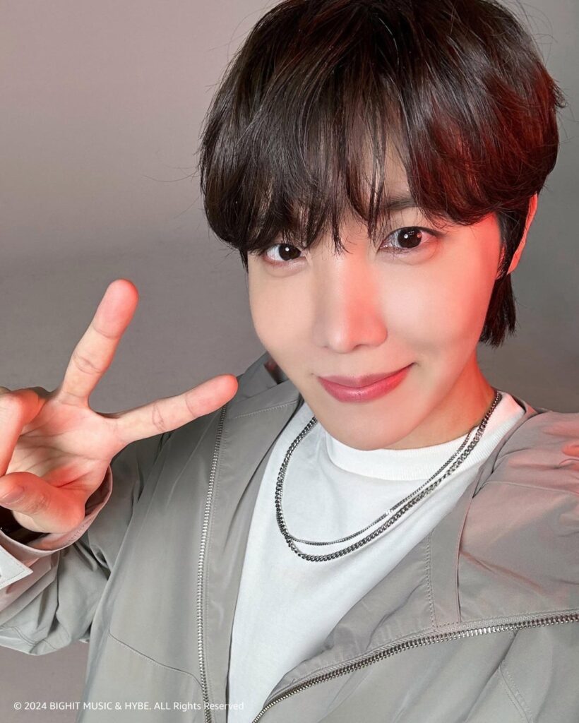 Prime Video Indonesia Twitter feat. Hobi - 300324