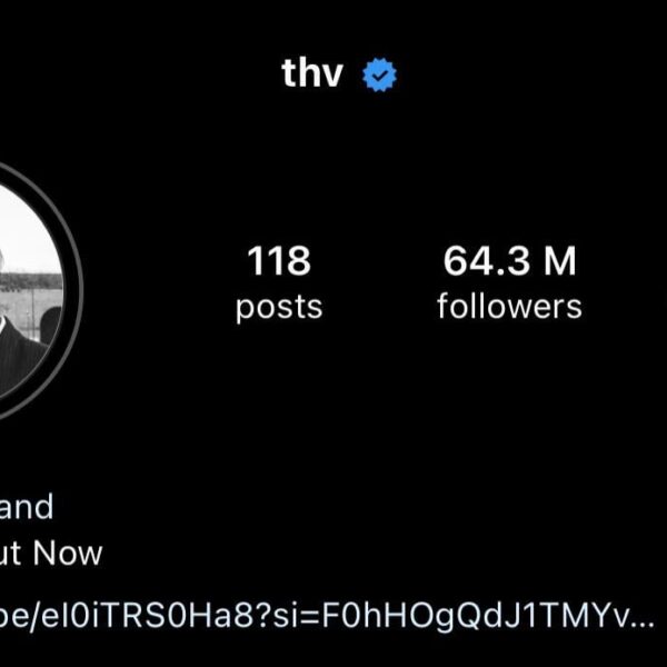 Taehyung updated his Instagram profile pic - 160324