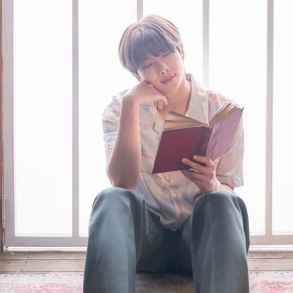 240520 r/bangtan Books with Luv: May Book Club Discussion - ‘The Midnight Library’ by Matt Haig