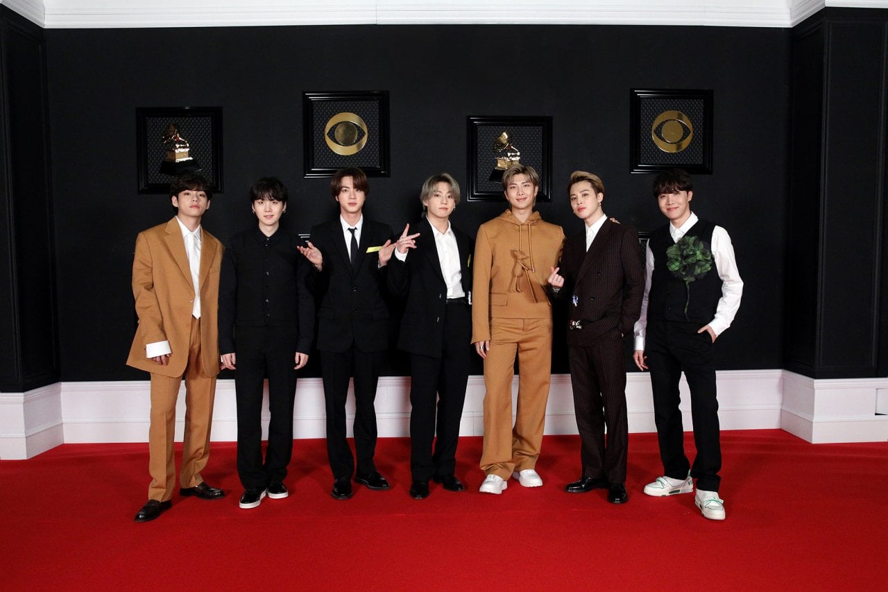 240702  The Korea Herald: BTS suits to be exhibited at Jewelry Museum