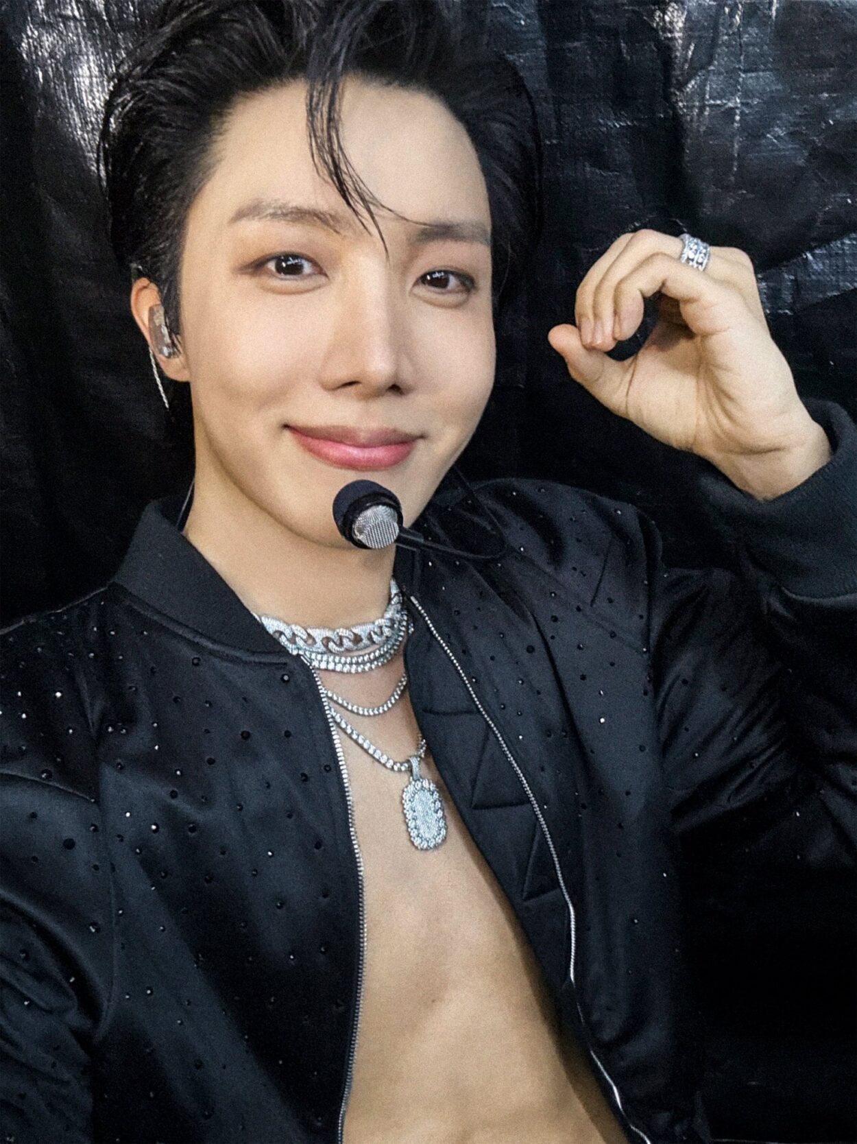 250614 BTS Official on Twitter: Today’s Bangtan with j-hope @ HOPE ON THE STAGE FINAL - Goyang Day 2