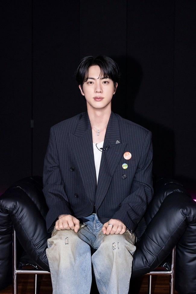 Jin ‘Echo’ Press Release photo - 160525