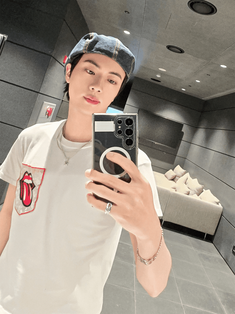 [BTS Official Twitter] Today’s Bangtan with Jin @ Jin 'Echo' Comeback Live : PLAY TIME - 160525
