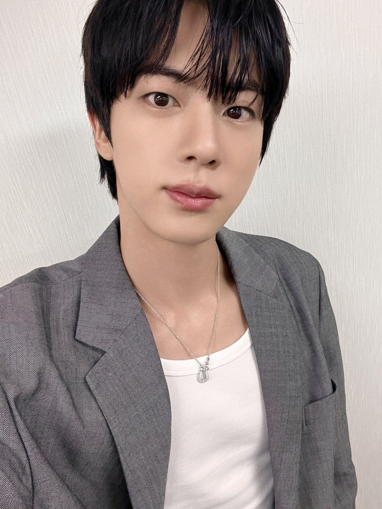 250608 BTS Official on Twitter: Today’s Bangtan with Jin @ Hi-Touch in Tokyo